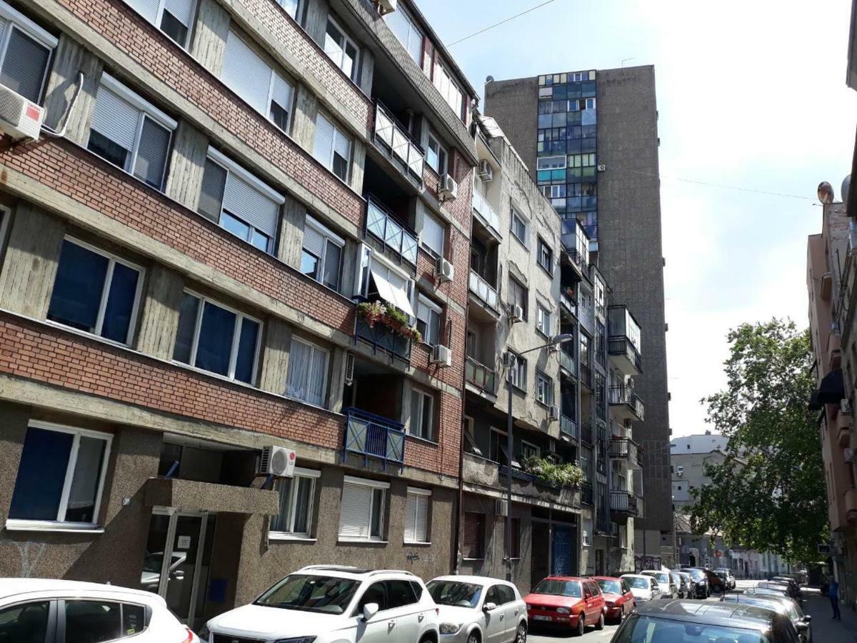 Sweet Yellow Apartment Belgrad Exterior foto